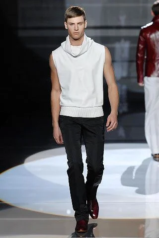 Look 30